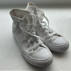White Converse high tops size 7